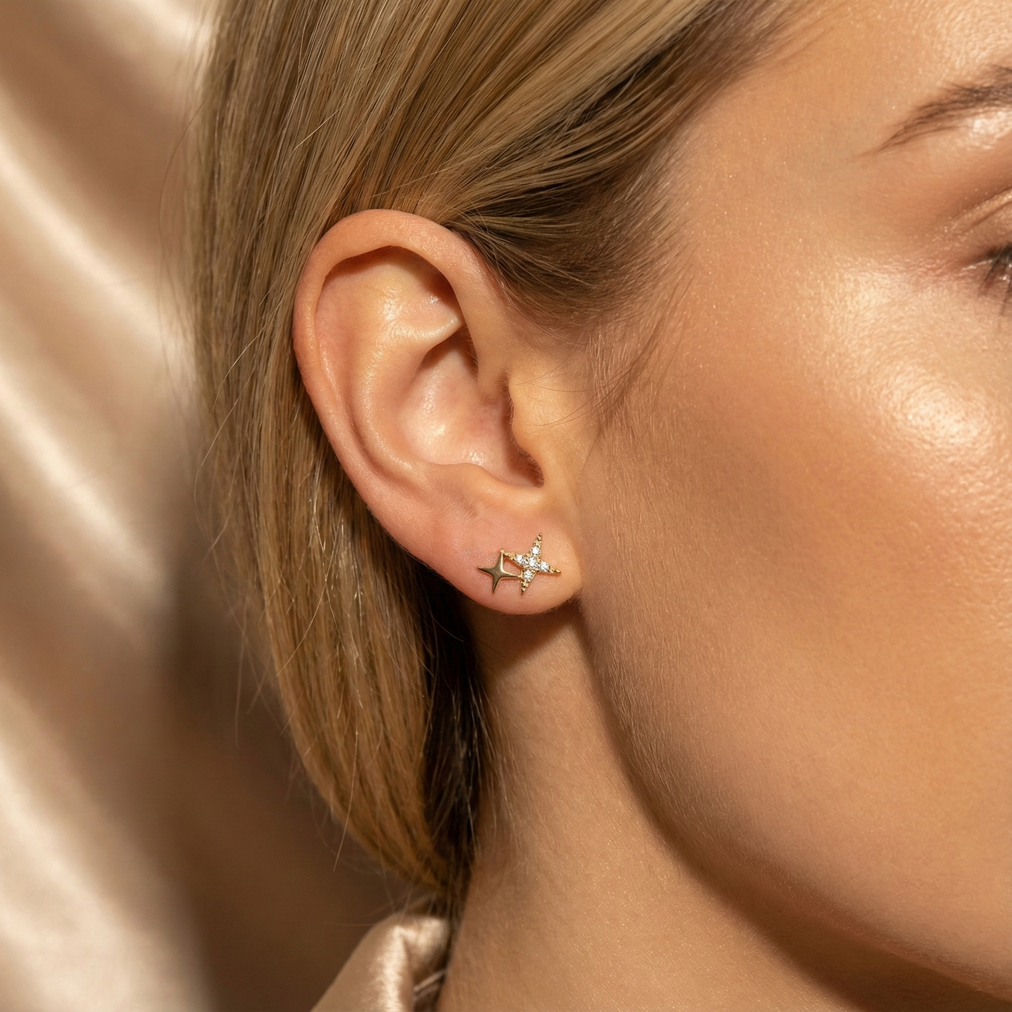 Kathrin - Glitrende stjerneøreringe