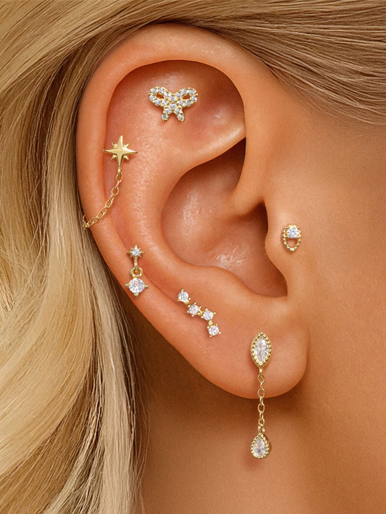 Marlene – Guldøreringe med en lys karakter.