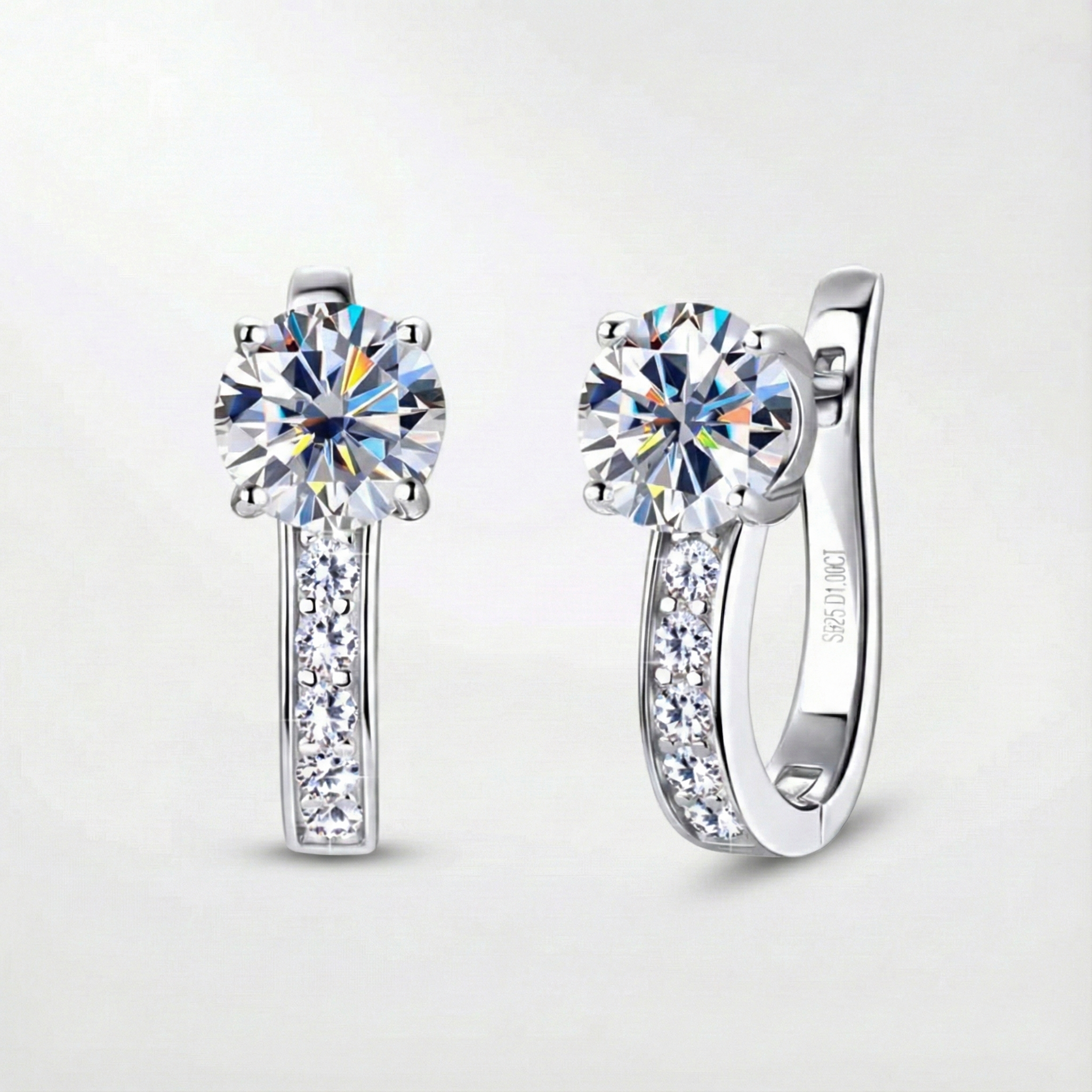 Kanal Moissanite Huggie øreringe